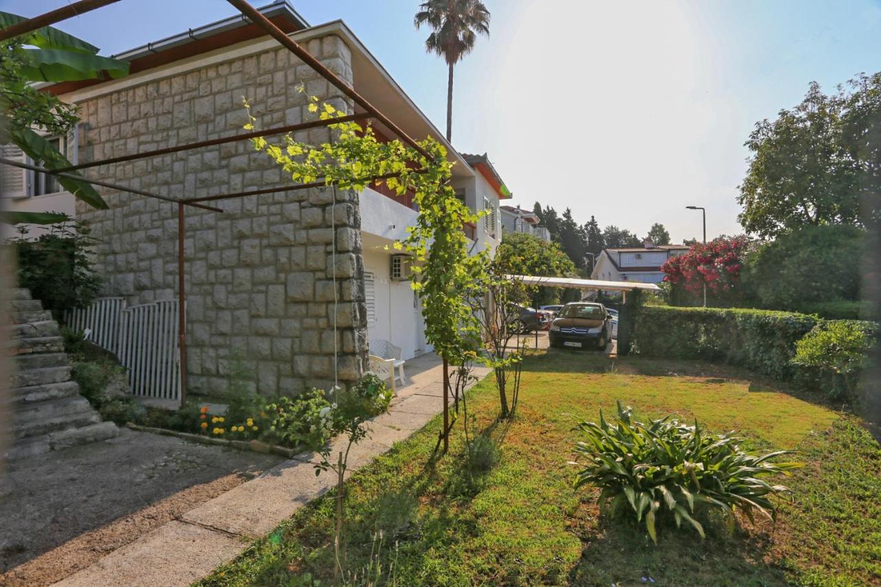 Appartement Smjestaj Djurdjevic à Herceg Novi Extérieur photo